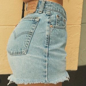 Levi’s vintage 560 short